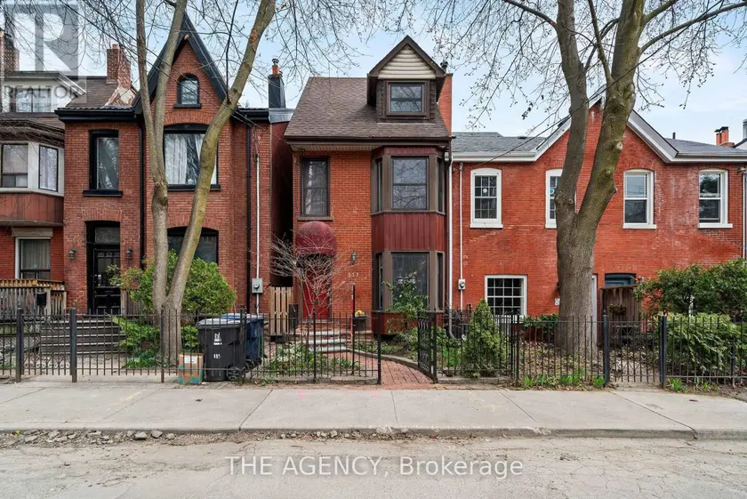 Detached at 111 SEATON STREET, Toronto