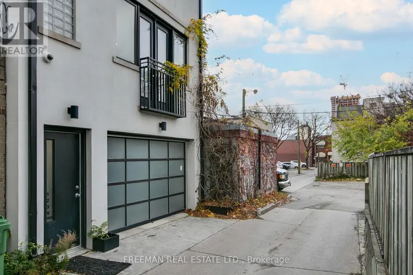 Townhouse at LANEWAY - 1239 BLOOR STREET W, Toronto