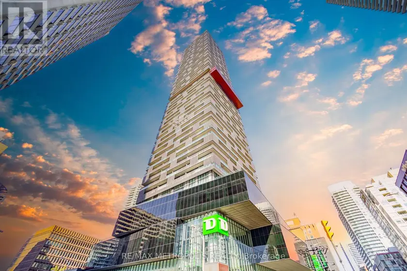 Apartment at 1504 - 8 EGLINTON AVENUE E, Toronto