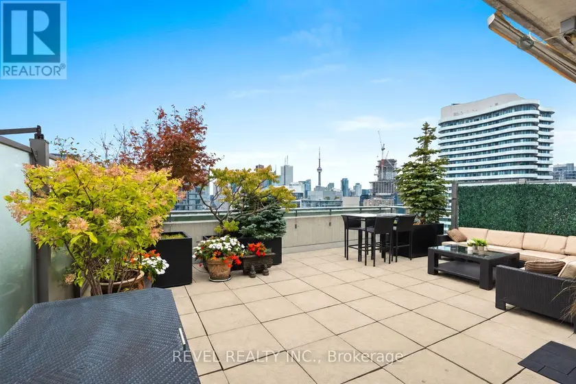 Apartment at PH2 - 281 MUTUAL STREET, Toronto