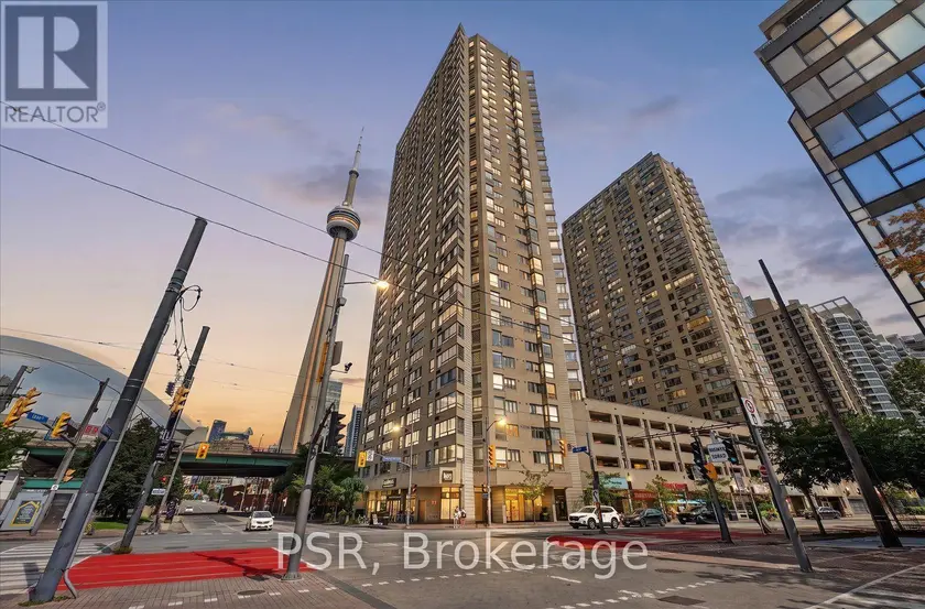 Apartment at 2106 - 270 QUEENS QUAY W, Toronto