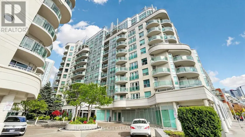 Apartment at 827 - 600 QUEENS QUAY W, Toronto
