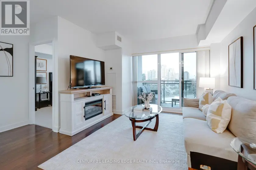 Apartment at 820 - 120 DALLIMORE CIRCLE, Toronto