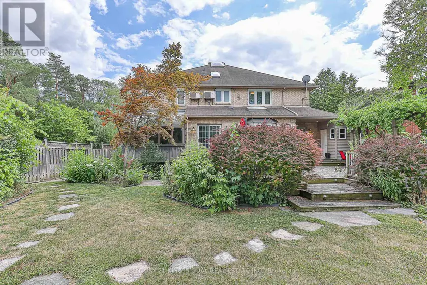 Detached at 338 MCKEE AVENUE, Toronto