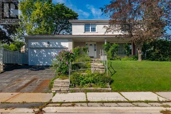 Detached at 1 SNOWCREST AVENUE, Toronto