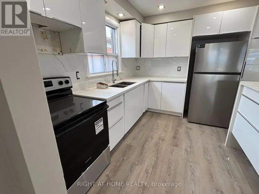 Multiplex at 2ND FLOOR - 513 OAKWOOD AVENUE, Toronto