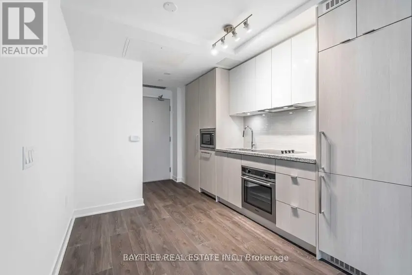 Apartment at 518 - 115 BLUE JAYS WAY, Toronto