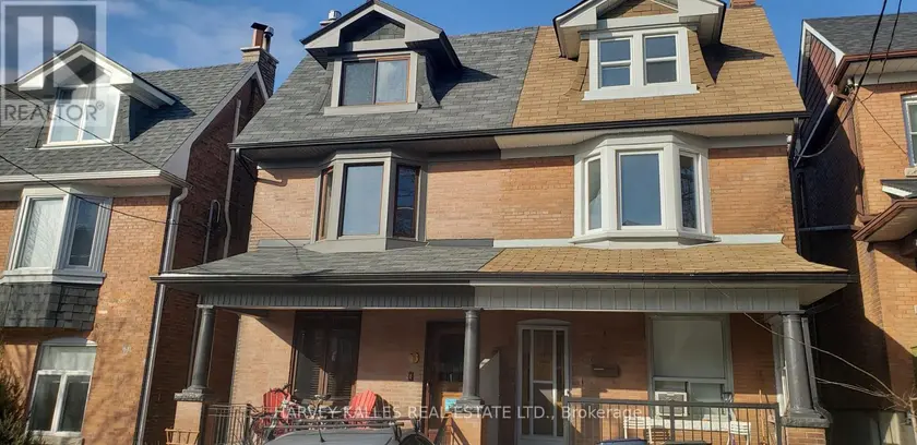 Semi-Detached/Link at UPPER - 4 MARCHMOUNT ROAD, Toronto
