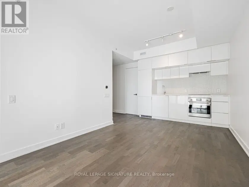 Apartment at 615 - 185 ROEHAMPTON AVENUE, Toronto