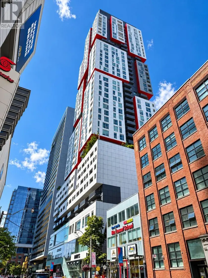 Apartment at 1202 - 318 RICHMOND STREET W, Toronto