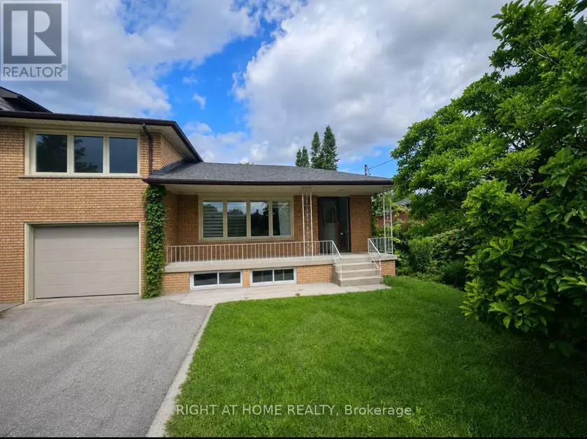 Detached at UPPER LEVEL - 26 WEDGEWOOD DRIVE, Toronto