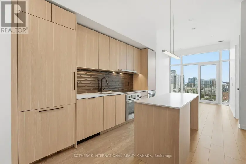 Apartment at PH01 - 88 BATHURST STREET, Toronto