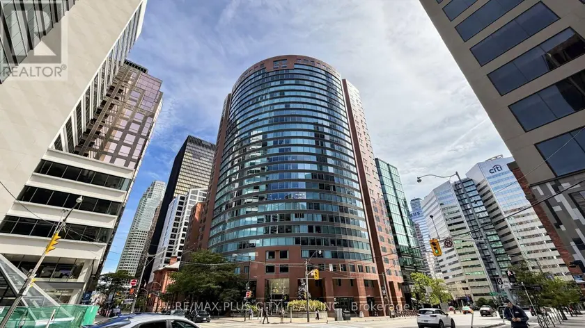 Apartment at 2506 - 33 UNIVERSITY AVENUE, Toronto