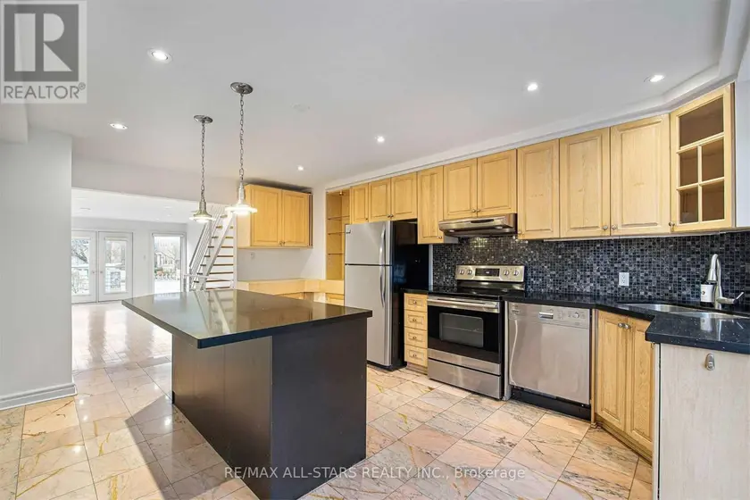 Semi-Detached/Link at 110 BELMONT STREET, Toronto