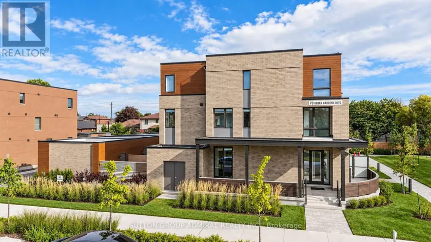 Townhouse at 1 - 70 GREEN GARDENS BOULEVARD, Toronto