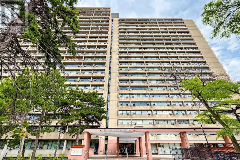 Apartment at 1512 - 100 LEEWARD GLENWAY, Toronto