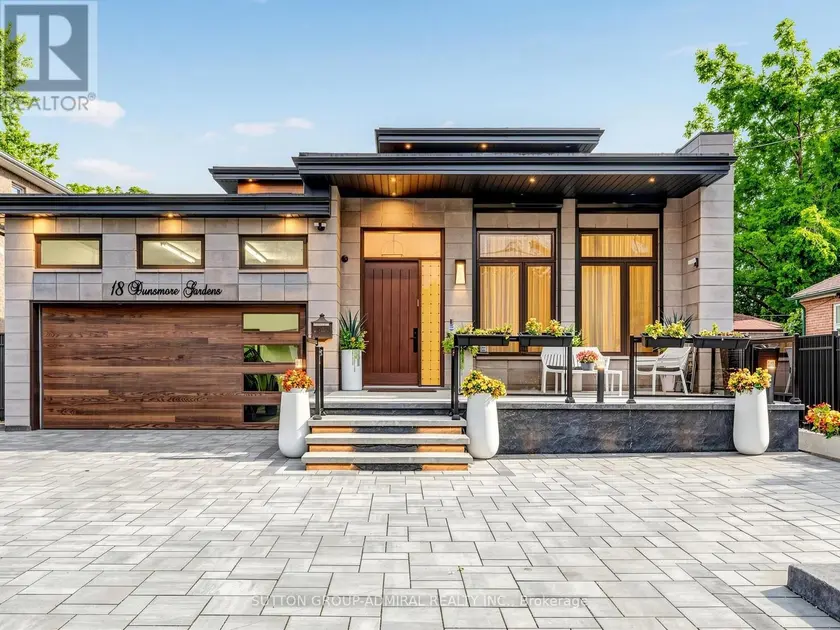 Detached at 18 DUNSMORE GARDENS, Toronto