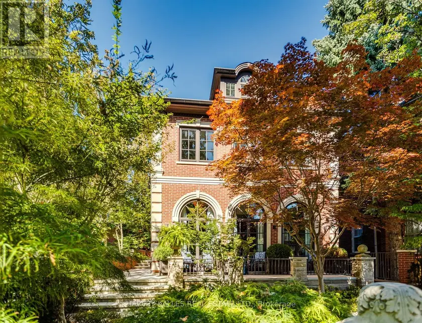 Detached at 92 SOUTH DRIVE, Toronto