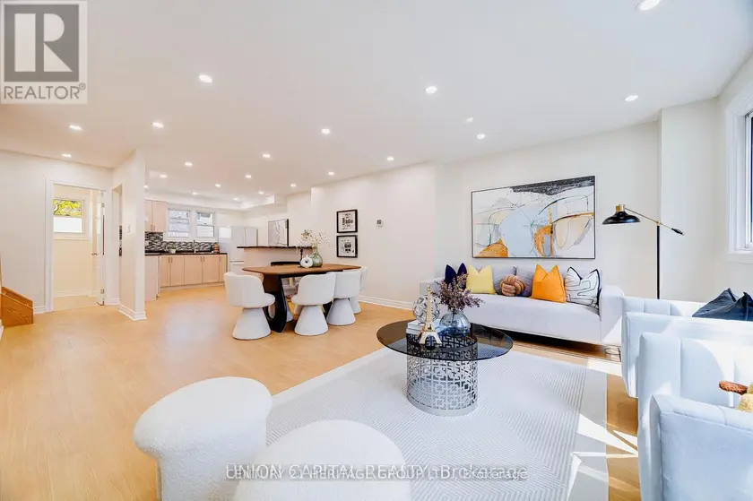 Townhouse at 56 - 43 PURPLE SAGEWAY, Toronto