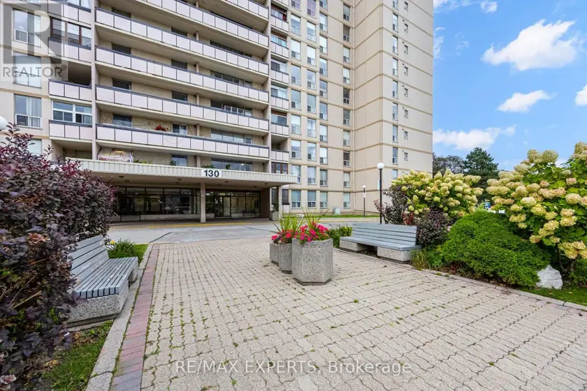 Apartment at 1104 - 130 NEPTUNE DRIVE, Toronto