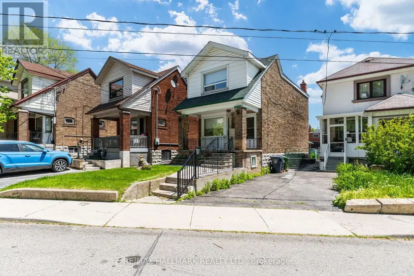 Detached at 631 LAUDER AVENUE, Toronto