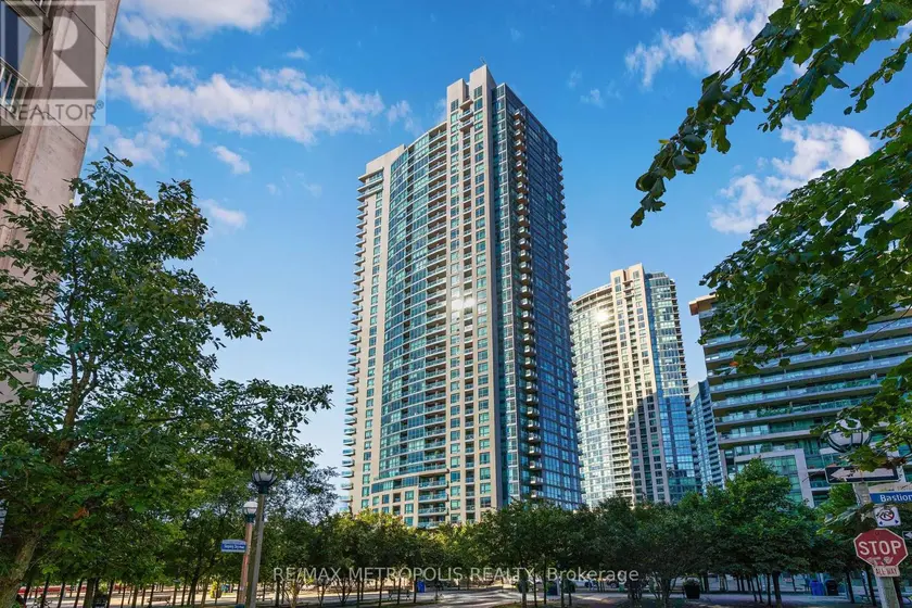 Apartment at 208 - 215 FORT YORK BOULEVARD, Toronto