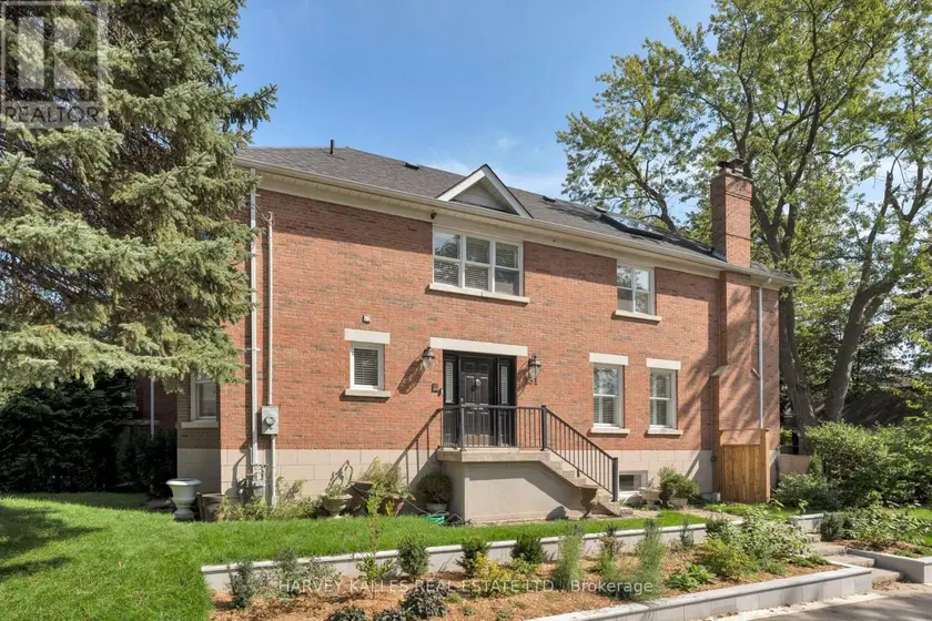 Detached at 131 ROSEWELL AVENUE, Toronto