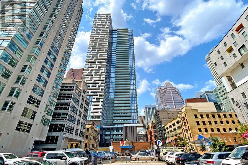 Apartment at 1011 - 25 RICHMOND STREET E, Toronto