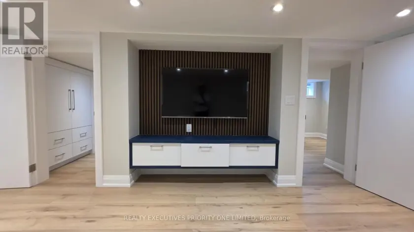Multiplex at BASEMENT - 10 LASCELLES BOULEVARD, Toronto