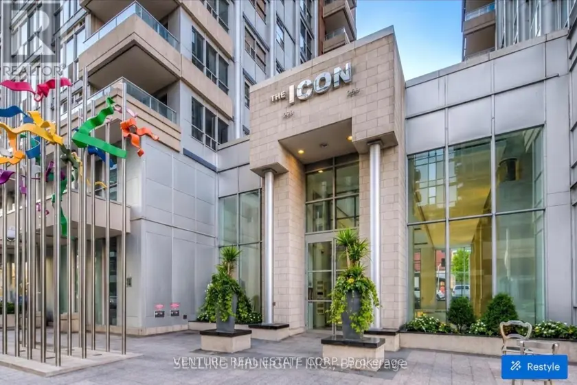 Apartment at 431 - 250 WELLINGTON STREET W, Toronto