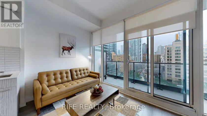 Apartment at 830 - 251 JARVIS STREET, Toronto