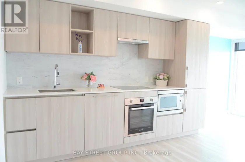 Apartment at #1716 - 17 BATHURST STREET, Toronto