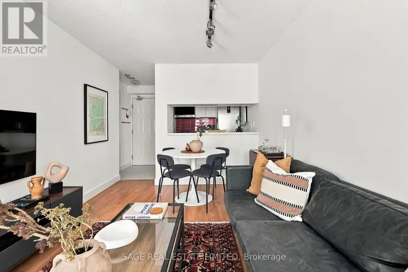 Apartment at 313 - 222 THE ESPLANADE, Toronto