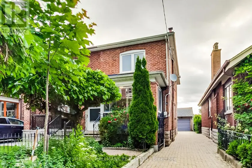 Semi-Detached/Link at 633 GLENHOLME AVENUE, Toronto
