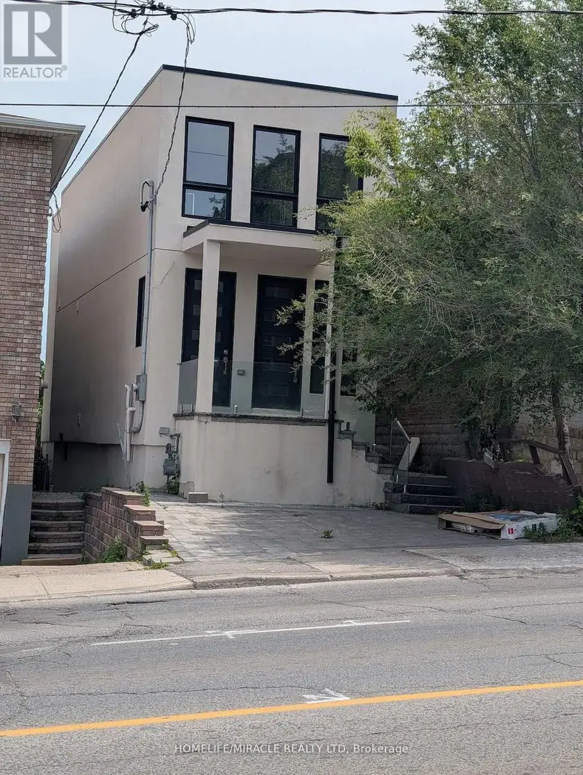 Detached at 2099 DUFFERIN STREET, Toronto
