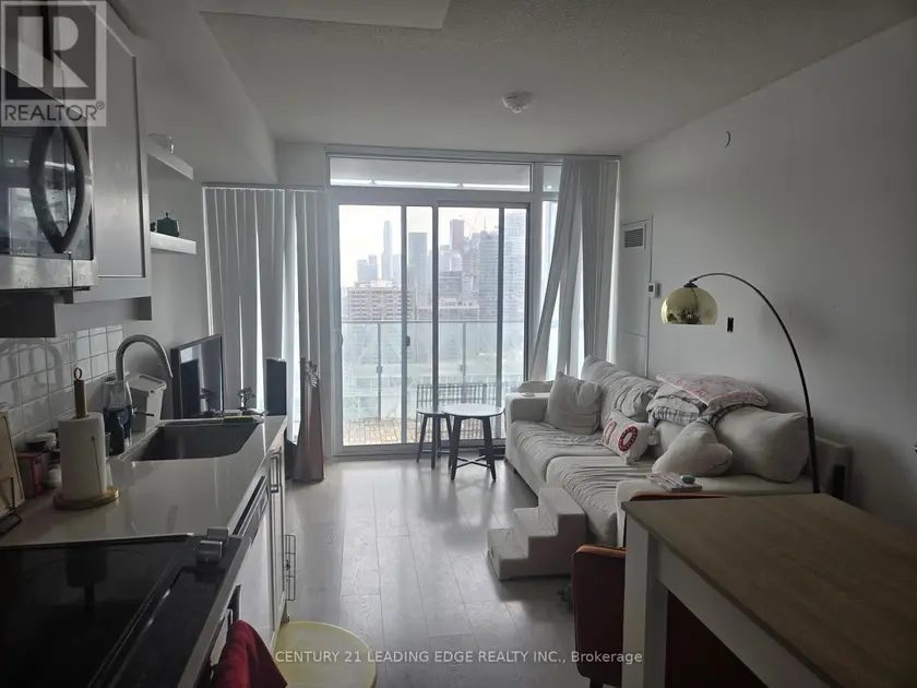 Apartment at 52 Wellesley St E, Toronto C08