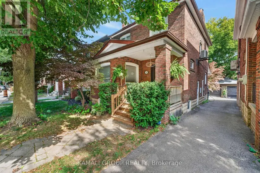 Detached at 19 BELLE AYRE BOULEVARD, Toronto