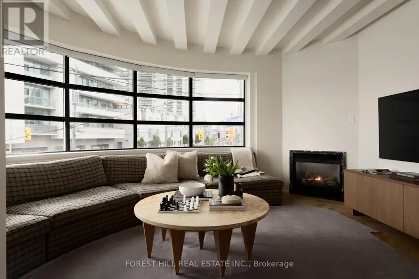 Apartment at 205 - 295 DAVENPORT ROAD, Toronto