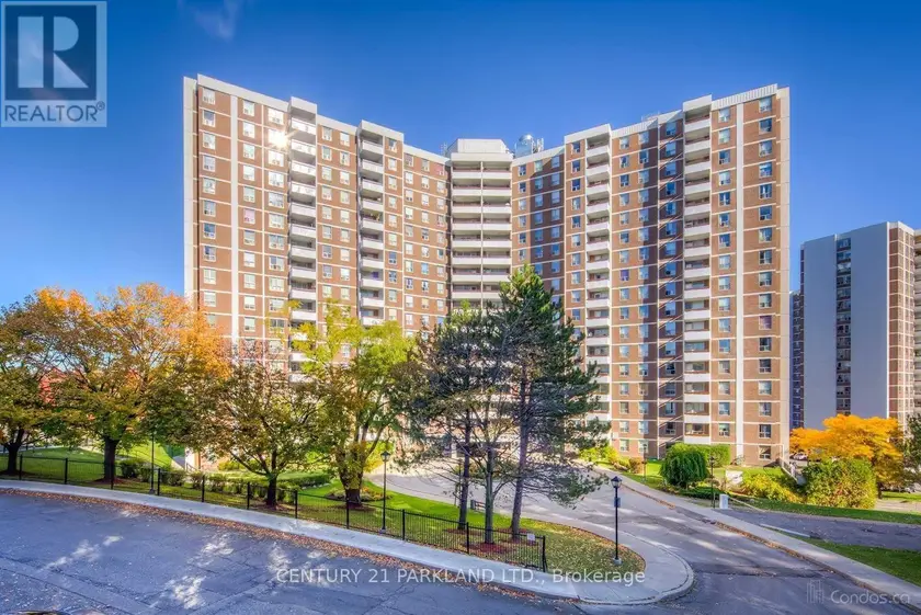Apartment at #517 - 10 EDGECLIFFE GOLFWAY, Toronto