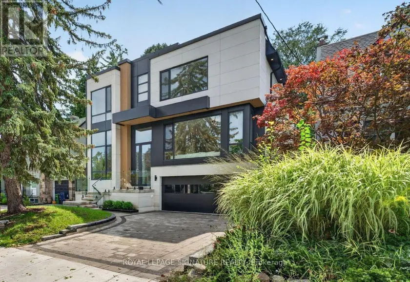Detached at 257 LAWRENCE AVENUE E, Toronto