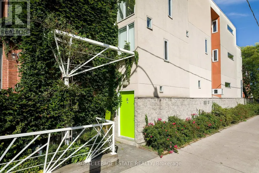Semi-Detached/Link at 61 SEATON STREET, Toronto