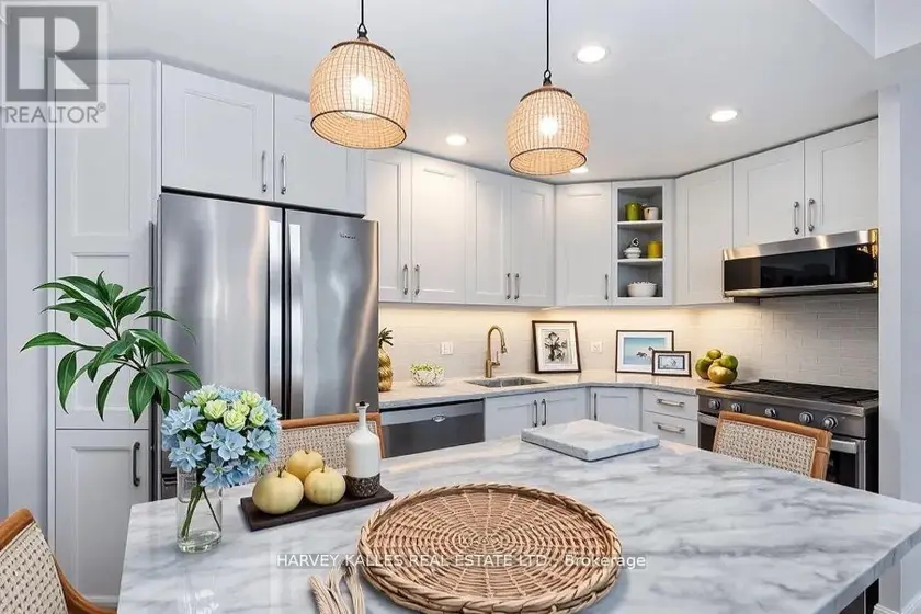 Apartment at 502 - 218 QUEENS QUAY W, Toronto