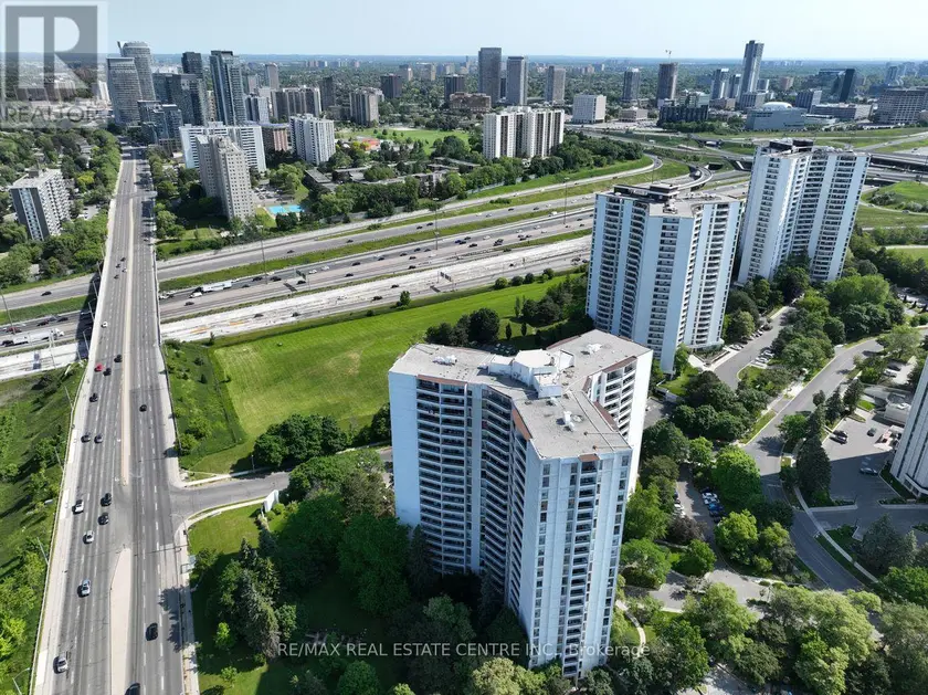 Apartment at 1715 - 50 GRAYDON HALL DRIVE, Toronto