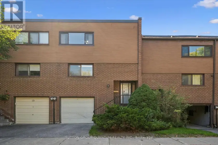 Townhouse at 32 - 13 BURNT MEADOWAY, Toronto