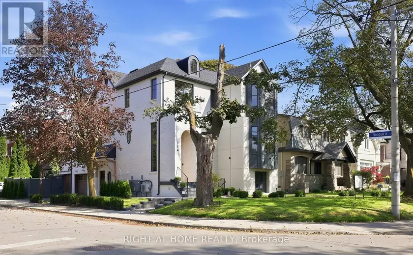 Detached at 144 OLD ORCHARD GROVE, Toronto