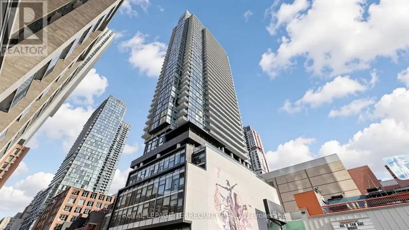 Apartment at 3512 - 290 ADELAIDE STREET W, Toronto