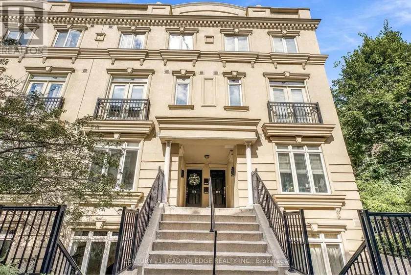 Townhouse at TH5 - 98 CARR STREET, Toronto