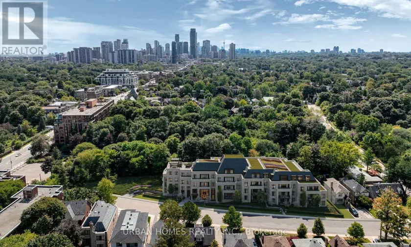 Apartment at 204 - 33 CHATSWORTH DRIVE, Toronto