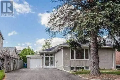 Detached at MAIN FLOOR - 16 URBANDALE AVENUE, Toronto