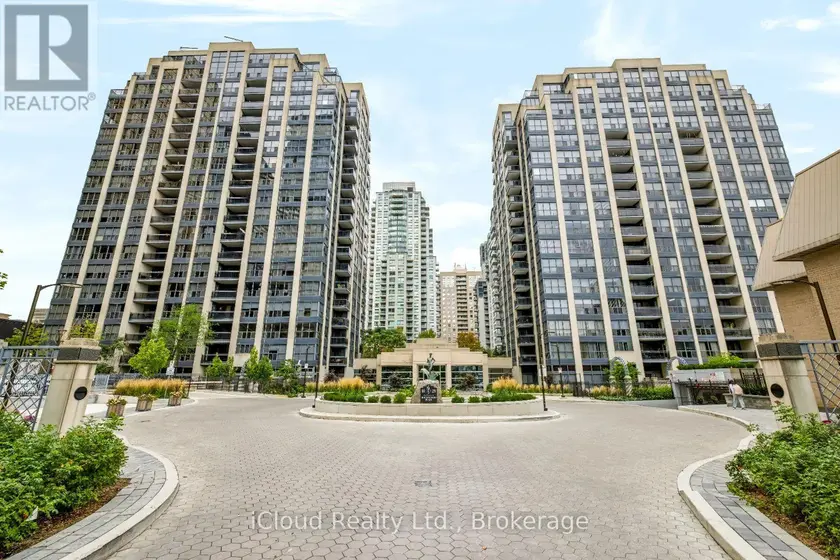 Apartment at 800 - 18 HOLLYWOOD AVENUE, Toronto